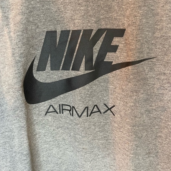 Nike Air Max Gray Sweatshirt with zippered sleeve pocket size medium - Picture 5 of 9